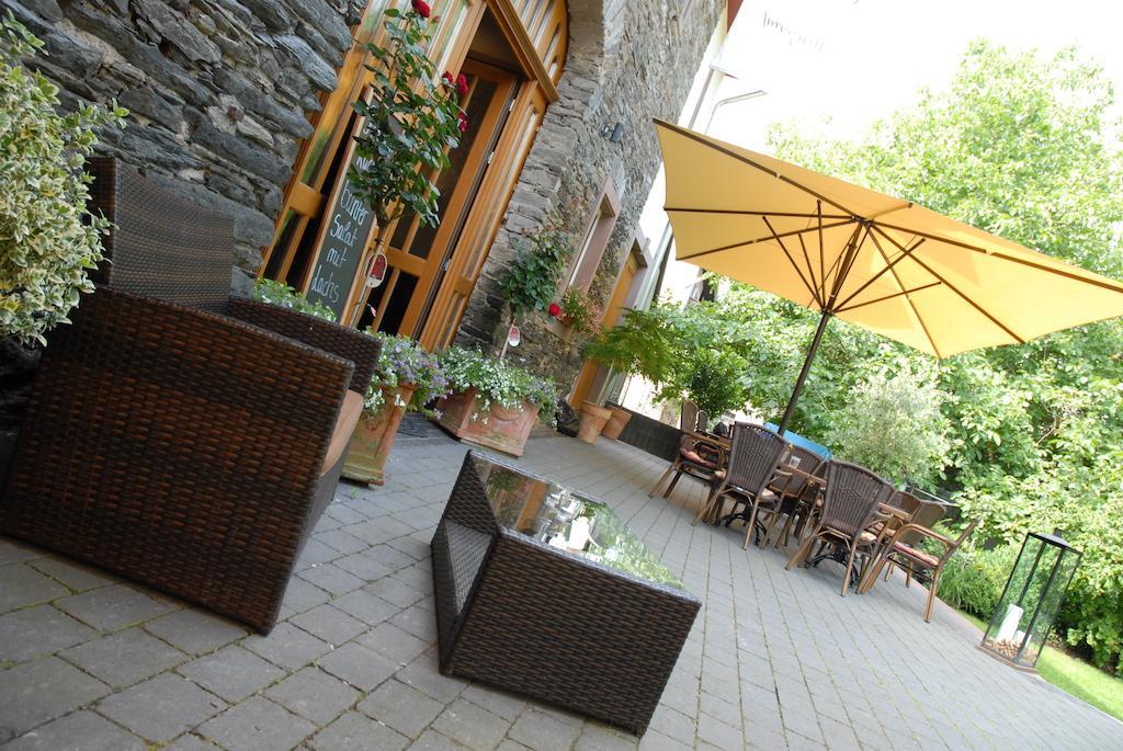 Juffer Flair Restaurant Gaestehaus Brauneberg Δωμάτιο φωτογραφία